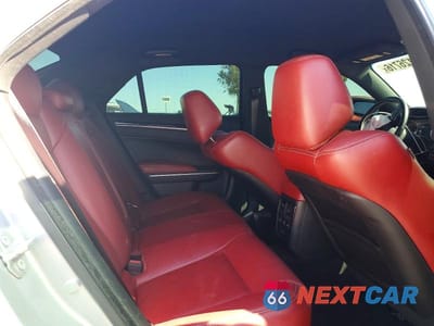 Zdjęcie 10 z 12 samochodu: 2021 CHRYSLER 300 S VIN:2C3CCABT7MH671723 - miniatura