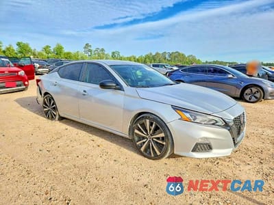 Czwarte zdjęcie samochodu z boku: 2019 NISSAN ALTIMA 2.5 SR VIN:1N4BL4CV0KC198083 - miniatura