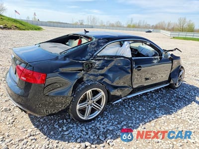 Trzecie zdjęcie samochodu z tyłu: 2013 AUDI S5 PRESTIGE VIN:WAUVGAFR7DA013385 - miniatura