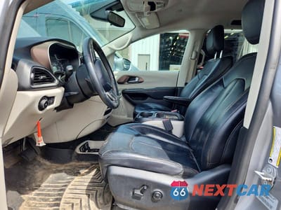 Zdjęcie 7 z 13 samochodu: 2017 CHRYSLER PACIFICA TOURING L VIN:2C4RC1BG4HR824034 - miniatura