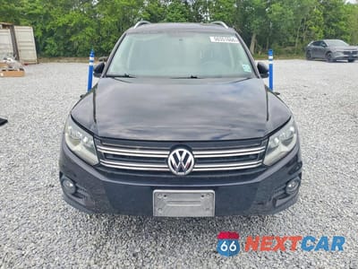 Piąte zdjęcie samochodu w środku: 2012 VOLKSWAGEN TIGUAN S VIN:WVGAV7AX6CW531176 - miniatura