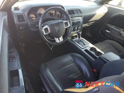 Zdjęcie 8 z 12 samochodu: 2014 DODGE CHALLENGER SXT VIN:2C3CDYAG5EH214694 - miniatura
