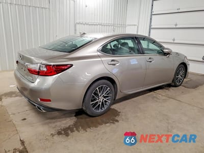 Trzecie zdjęcie samochodu z tyłu: 2017 LEXUS ES 350 VIN:58ABK1GG6HU055573 - miniatura