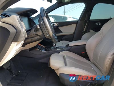 Zdjęcie 7 z 12 samochodu: 2022 BMW 228I VIN:WBA53AK05N7K41189 - miniatura