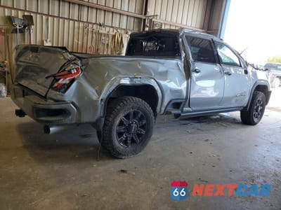 Trzecie zdjęcie samochodu z tyłu: 2026 GMC SIERRA K2500 AT4 VIN:1GT4UPEY7TF186201 - miniatura