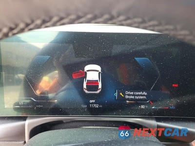 Zdjęcie 9 z 12 samochodu: 2023 BMW M240XI VIN:3MW53CM02P8D62966 - miniatura