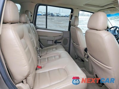 Zdjęcie 11 z 13 samochodu: 2003 FORD EXPLORER XLT VIN:1FMDU73K13UA55528 - miniatura