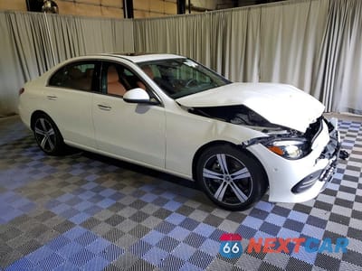 Czwarte zdjęcie samochodu z boku: 2025 MERCEDES-BENZ C 300 VIN:W1KAF4GB3SR289557 - miniatura