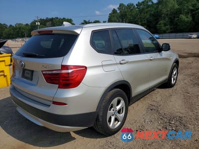 Trzecie zdjęcie samochodu z tyłu: 2011 BMW X3 XDRIVE28I VIN:5UXWX5C54BL707743 - miniatura