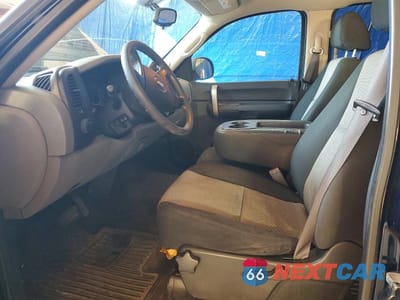 Zdjęcie 7 z 12 samochodu: 2007 CHEVROLET SILVERADO C1500 CREW CAB VIN:2GCEC13C371720870 - miniatura