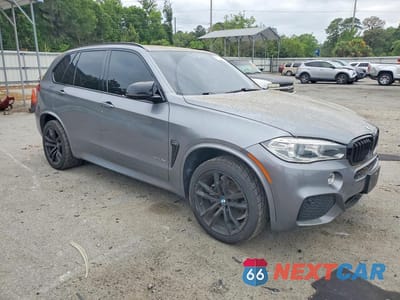 Czwarte zdjęcie samochodu z boku: 2016 BMW X5 XDRIVE35I VIN:5UXKR0C5XG0U08147 - miniatura