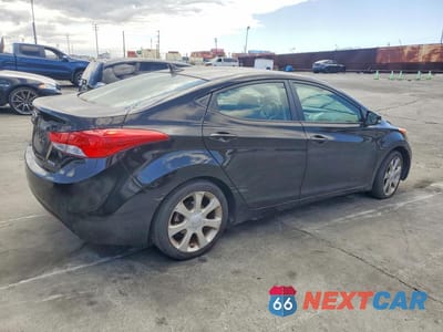 Trzecie zdjęcie samochodu z tyłu: 2012 HYUNDAI ELANTRA LIMITED VIN:KMHDH4AE7CU257063 - miniatura