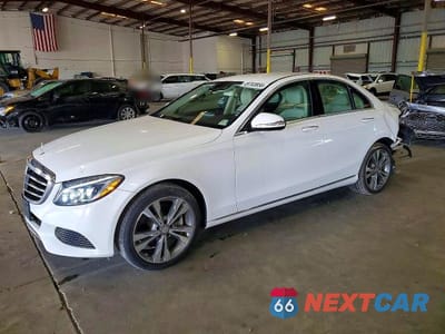 2015 MERCEDES-BENZ C 300 55SWF4JB7FU056168 - główne zdjęcie licytacji z USA - miniatura