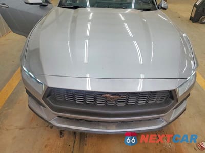 Zdjęcie 11 z 12 samochodu: 2025 FORD MUSTANG VIN:1FA6P8TH2S5110310 - miniatura