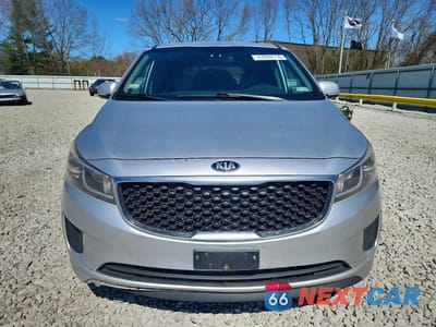 Piąte zdjęcie samochodu w środku: 2016 KIA SEDONA LX VIN:KNDMB5C17G6089506 - miniatura