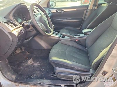 Zdjęcie 7 z 12 samochodu: 2017 NISSAN SENTRA S VIN:3N1AB7AP8HY324076 - miniatura