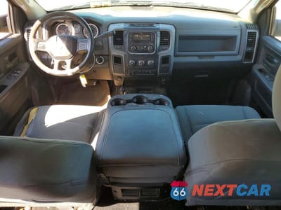 Zdjęcie 8 z 12 samochodu: 2016 RAM 2500 ST VIN:3C6UR5HLXGG370064 - miniatura