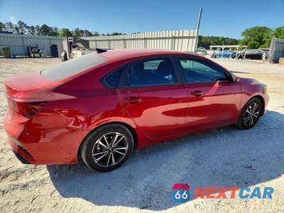 Trzecie zdjęcie samochodu z tyłu: 2024 KIA FORTE LXS VIN:3KPF24AD0RE819897 - miniatura
