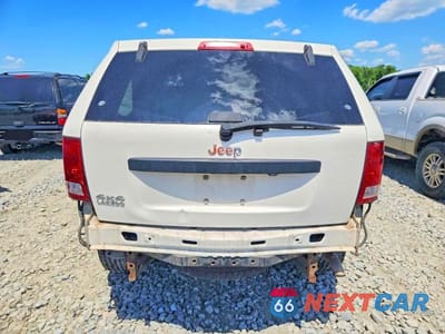 Zdjęcie 6 z 13 samochodu: 2008 JEEP GRAND CHEROKEE LAREDO VIN:1J8GR48K68C102455 - miniatura
