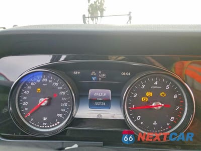 Zdjęcie 9 z 12 samochodu: 2018 MERCEDES-BENZ E 300 VIN:WDDZF4JB5JA453822 - miniatura