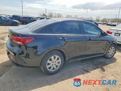 Trzecie zdjęcie samochodu z tyłu: 2021 KIA RIO S VIN:3KPA24AD9ME401406 - miniatura