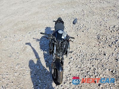 Piąte zdjęcie samochodu w środku: 2022 CFMOTO 650NK VIN:LCEPEVLB8N6000875 - miniatura