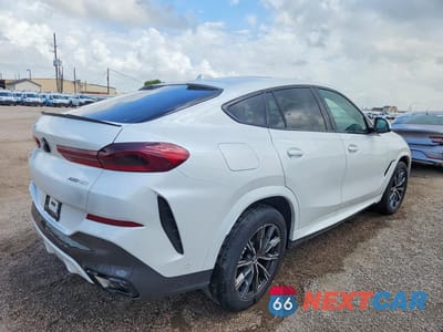 Trzecie zdjęcie samochodu z tyłu: 2026 BMW X6 XDRIVE40I VIN:5UX33EX06T9229594 - miniatura