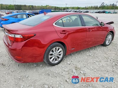 Trzecie zdjęcie samochodu z tyłu: 2013 LEXUS ES 300H BASE VIN:JTHBW1GG7D2024465 - miniatura