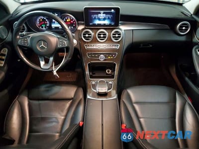 Zdjęcie 8 z 11 samochodu: 2015 MERCEDES-BENZ C 300 4MATIC VIN:55SWF4KB0FU025827 - miniatura