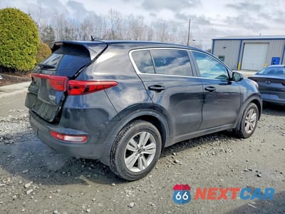 Trzecie zdjęcie samochodu z tyłu: 2017 KIA SPORTAGE LX VIN:KNDPMCAC8H7094497 - miniatura