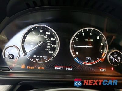 Zdjęcie 9 z 11 samochodu: 2013 BMW 535 XI VIN:WBAFU7C58DDU67001 - miniatura