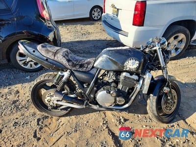 1999 KAWASAKI ZR1100 C JKAZRBC13XA022795 - główne zdjęcie licytacji z USA - miniatura