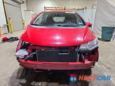 Piąte zdjęcie samochodu w środku: 2016 HONDA FIT EX VIN:JHMGK5H74GS007666 - miniatura