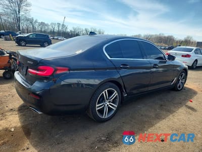 Trzecie zdjęcie samochodu z tyłu: 2022 BMW 530 XI VIN:WBA13BJ07NWX54889 - miniatura