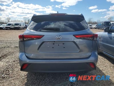 Zdjęcie 6 z 12 samochodu: 2021 TOYOTA HIGHLANDER XLE VIN:5TDGZRBHXMS090496 - miniatura