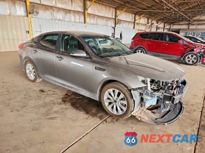 Czwarte zdjęcie samochodu z boku: 2016 KIA OPTIMA EX VIN:5XXGU4L39GG058553 - miniatura