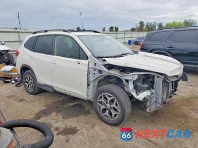 Czwarte zdjęcie samochodu z boku: 2021 SUBARU FORESTER PREMIUM VIN:JF2SKAJC4MH546682 - miniatura
