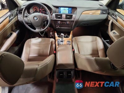 Zdjęcie 8 z 13 samochodu: 2013 BMW X3 XDRIVE28I VIN:5UXWX9C52D0A16189 - miniatura