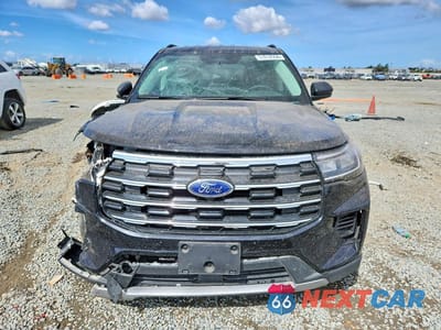 Piąte zdjęcie samochodu w środku: 2025 FORD EXPLORER ACTIVE VIN:1FMUK7DH6SGC92585 - miniatura
