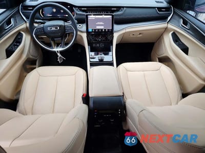 Zdjęcie 8 z 14 samochodu: 2025 JEEP GRAND CHEROKEE LIMITED VIN:1C4RJKBG3S8702263 - miniatura