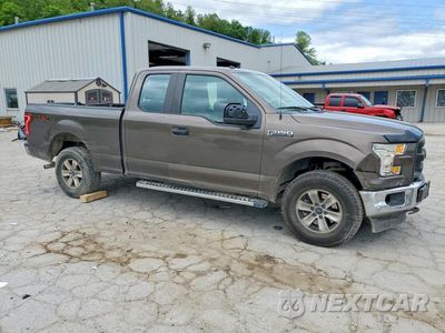 Czwarte zdjęcie samochodu z boku: 2017 FORD F150 SUPER CAB VIN:1FTEX1E83HFB08420 - miniatura