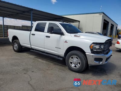 Czwarte zdjęcie samochodu z boku: 2021 RAM 2500 TRADESMAN VIN:3C6UR5HL9MG658671 - miniatura