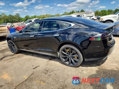 Drugie zdjęcie samochodu z przodu: 2013 TESLA MODEL S VIN:5YJSA1DP4DFP26048 - miniatura