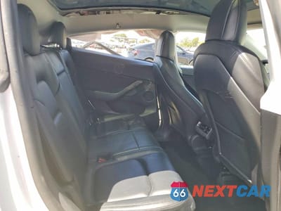 Zdjęcie 11 z 13 samochodu: 2021 TESLA MODEL Y VIN:5YJYGAEE6MF223028 - miniatura