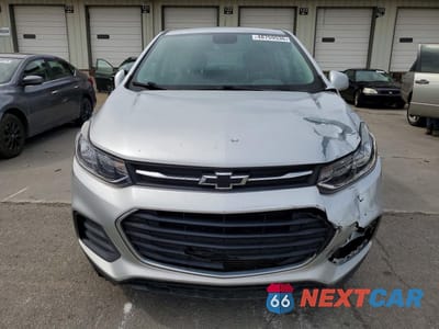 Piąte zdjęcie samochodu w środku: 2020 CHEVROLET TRAX LS VIN:KL7CJKSB4LB311523 - miniatura