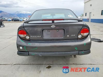 Zdjęcie 6 z 12 samochodu: 2001 NISSAN MAXIMA GXE VIN:JN1CA31A71T100201 - miniatura