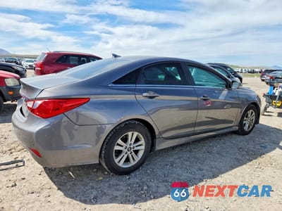 Trzecie zdjęcie samochodu z tyłu: 2014 HYUNDAI SONATA GLS VIN:5NPEB4AC8EH830932 - miniatura