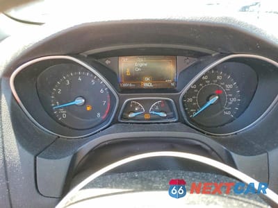 Zdjęcie 9 z 12 samochodu: 2017 FORD FOCUS SE VIN:1FADP3F29HL269167 - miniatura