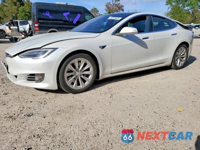2019 TESLA MODEL S 5YJSA1E27KF302959 - główne zdjęcie licytacji z USA - miniatura