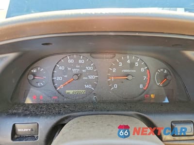 Zdjęcie 9 z 12 samochodu: 2001 NISSAN ALTIMA XE VIN:1N4DL01D31C153729 - miniatura